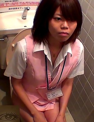 Japanese Piss Fetish Videos - Asian Girls Pissing - Fart Pee and Flow 2