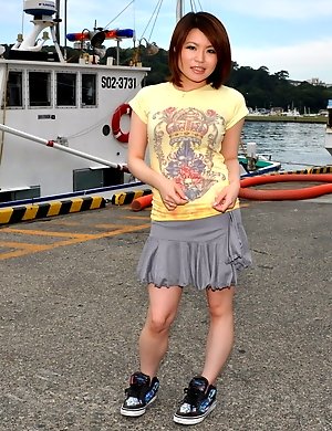 Miki Uemura loves posing so much