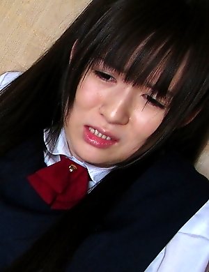 Ai Uehara gets cum in her mouth
