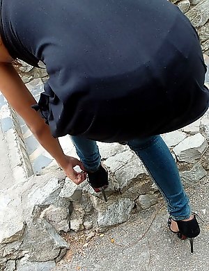 Thai slut gets face fucked