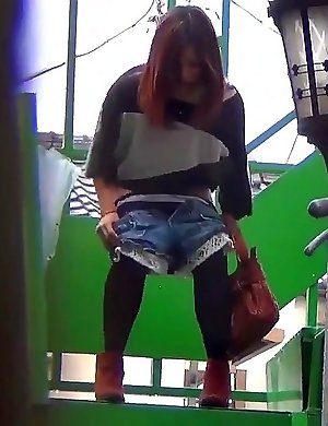 Japanese Piss Fetish Videos - Girls Pissing - Caught In the Act
