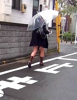 Japanese Piss Fetish Videos - Girls Pissing - Caught In the Act