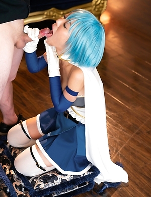 Hot japanese Nanako Nanahara sucks cock on her knees