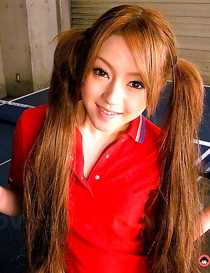 Ria Sakurai sucks a fine pecker