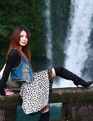 Sexy Sakurako showing off outdoors