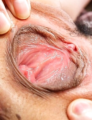 Arisa Suzuki gets so many toys in and on her hairy juicy love box.