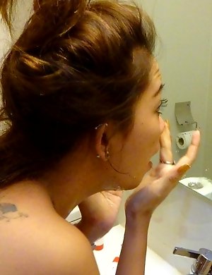 Pinay takes hot load to the face