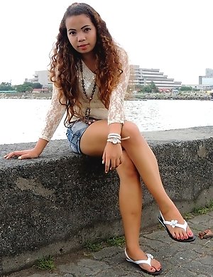 Chubby Filipina Khate