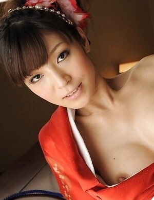 Lady Yuria Tominaga is naked under her kimono