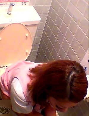 Japanese Piss Fetish Videos - Asian Girls Pissing - Fart, Pee & Flow
